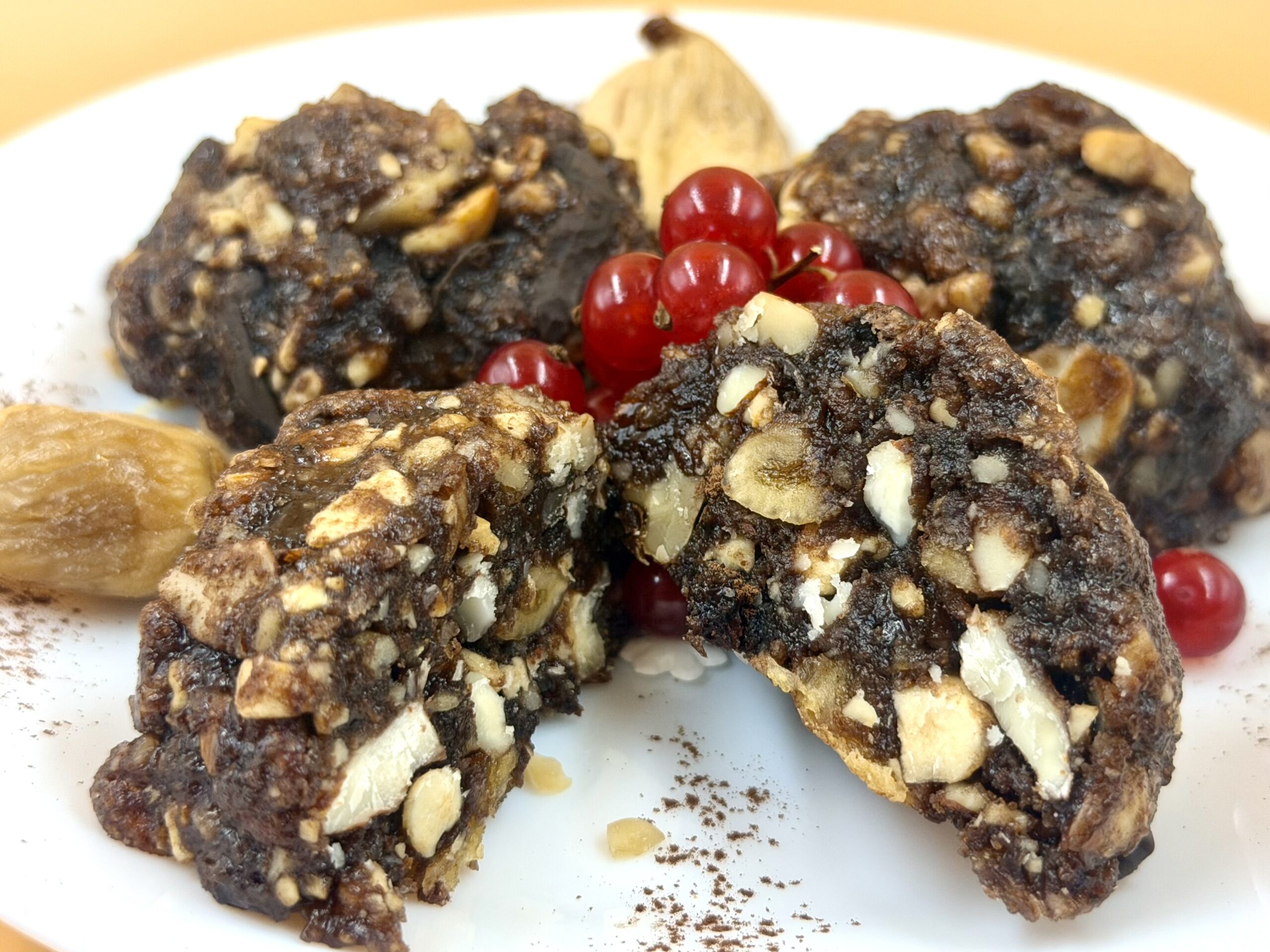 Panpepato Navideño con Higos Secos y Ron – Dulce Especiado y Aromático