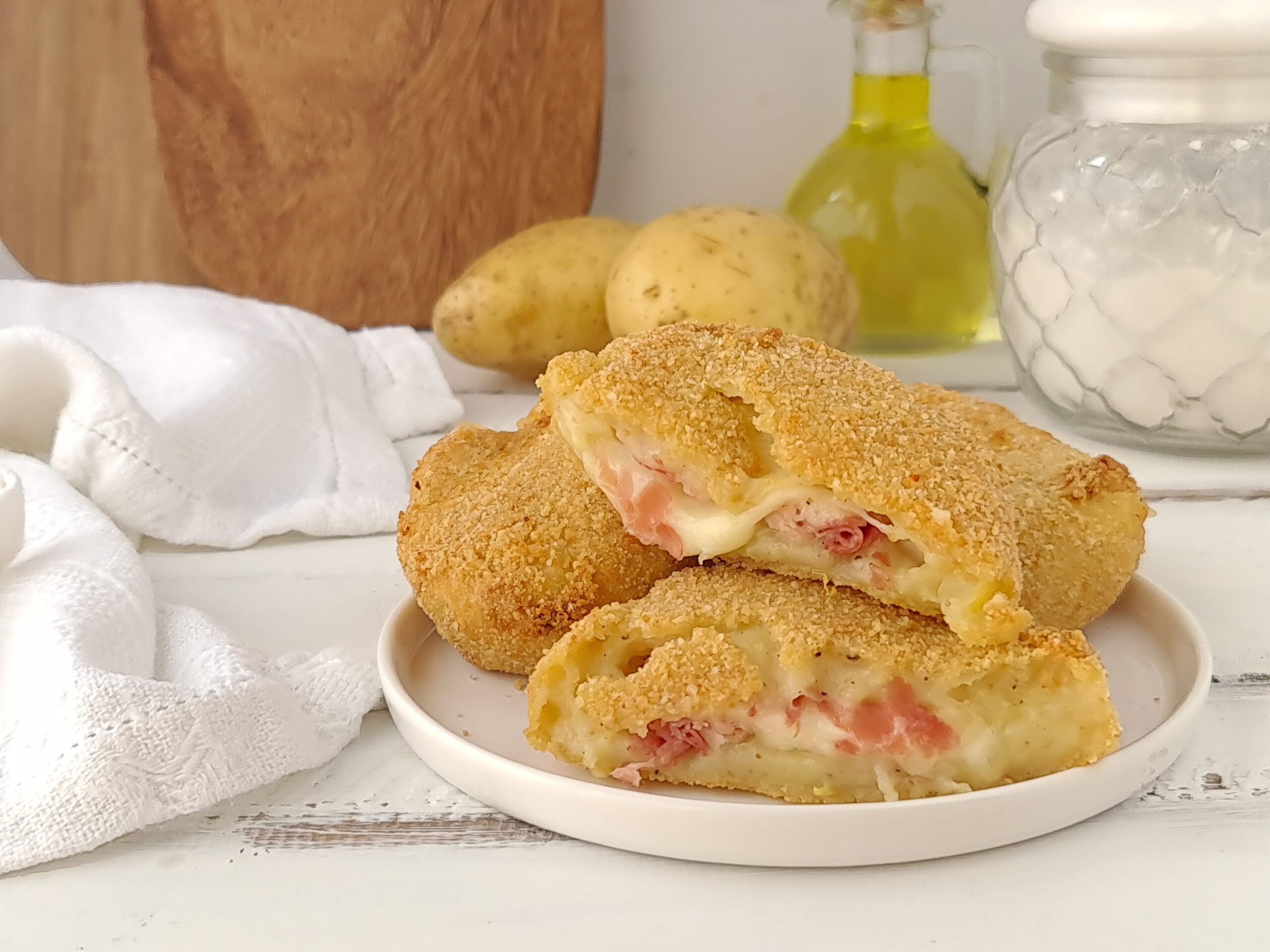 Medallones de patatas rellenos en freidora de aire