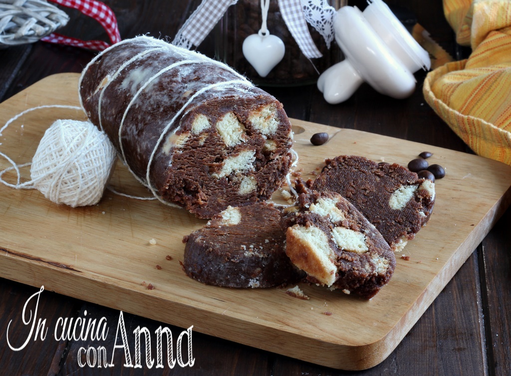 Salchichón de chocolate con café