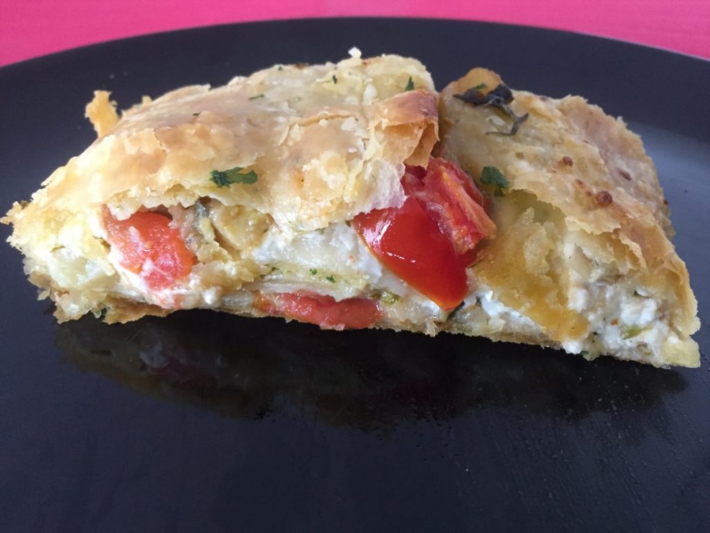 strudel de berenjenas tomates cherry y crescenza