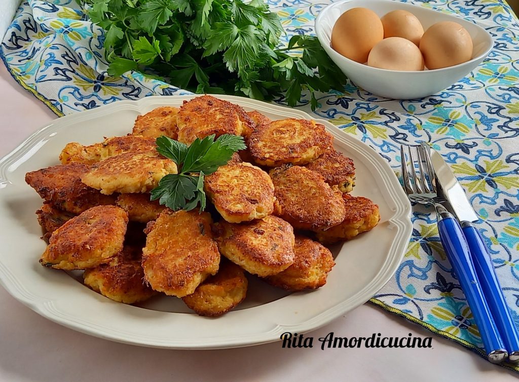 Crespelle de coliflor en sartén a la Siciliana