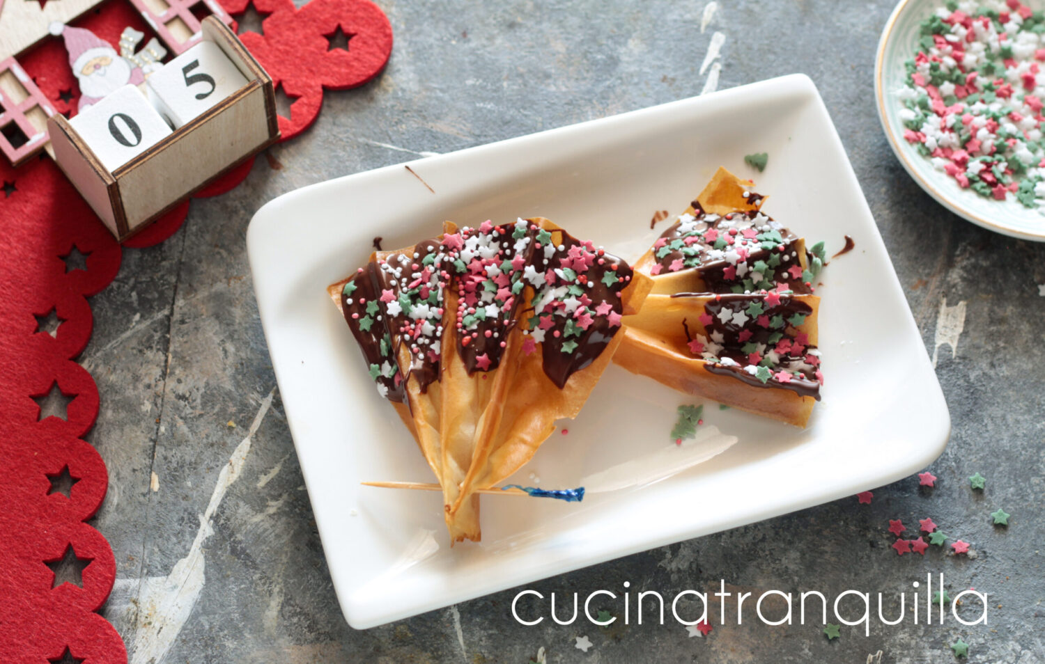 Abanicos de Navidad de masa filo