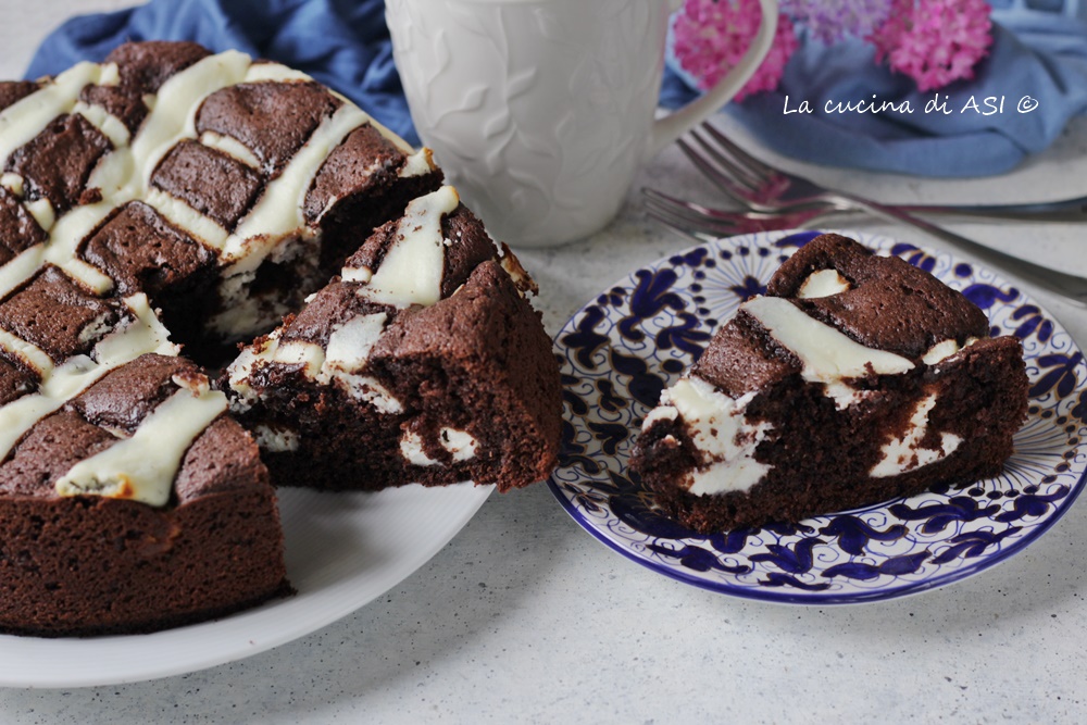 Tarta suave blanca y negra