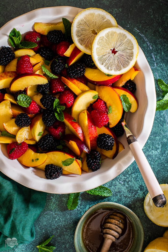 Macedonia de fruta de verano