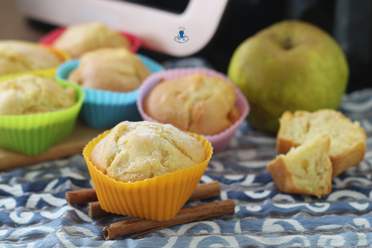 Muffins de manzana esponjosos y ligeros en freidora de aire