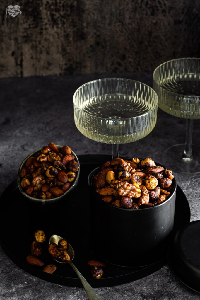 Almendras y nueces saladas