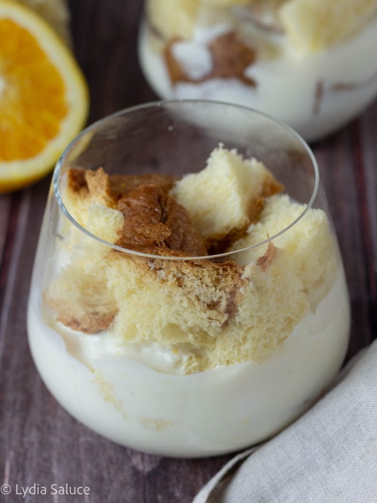 Postre de Pandoro y Ricotta