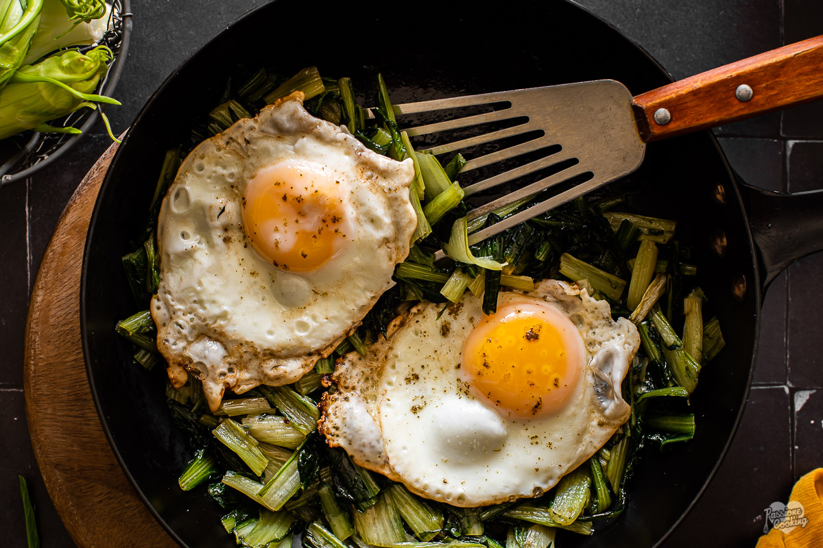 Puntarelas con huevos