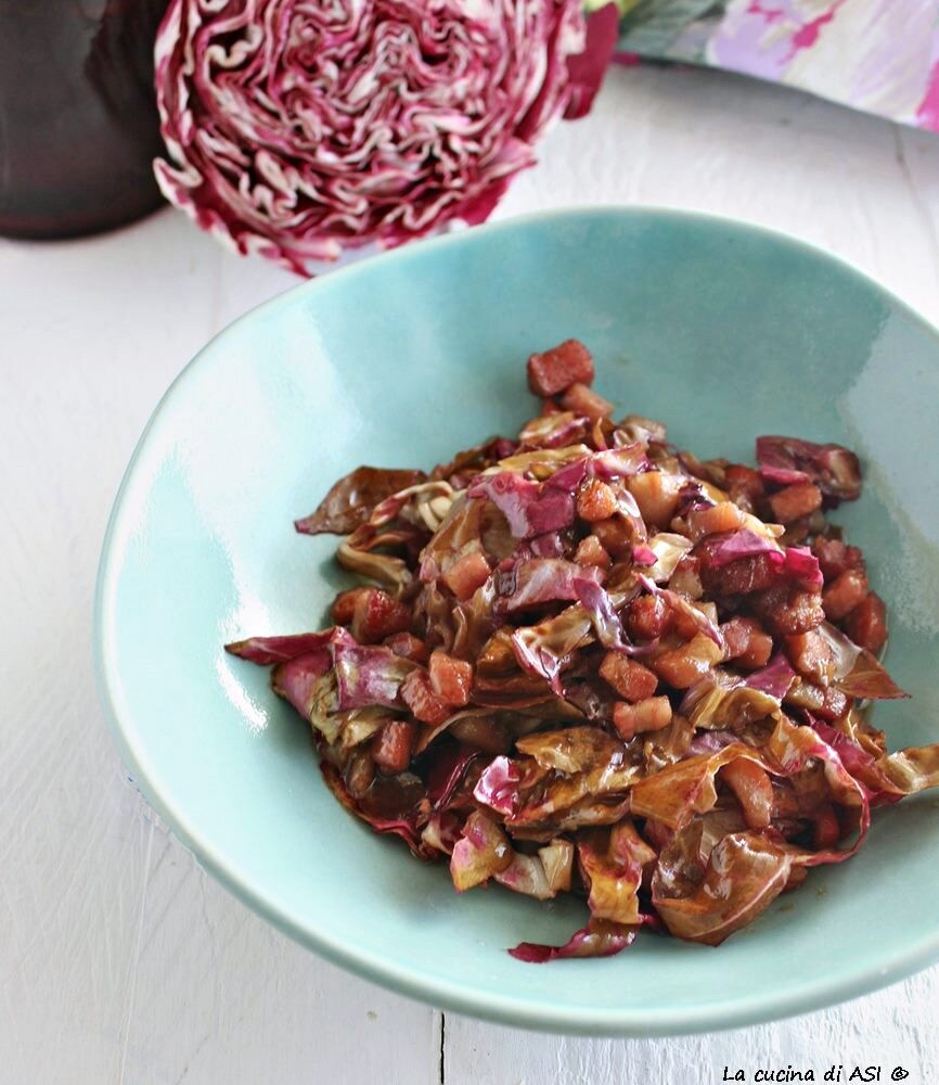 Radicchio y bruciatini