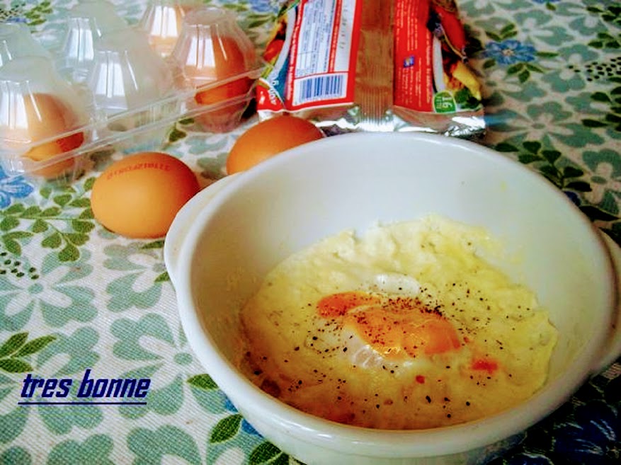 huevos revueltos espumosos con queso