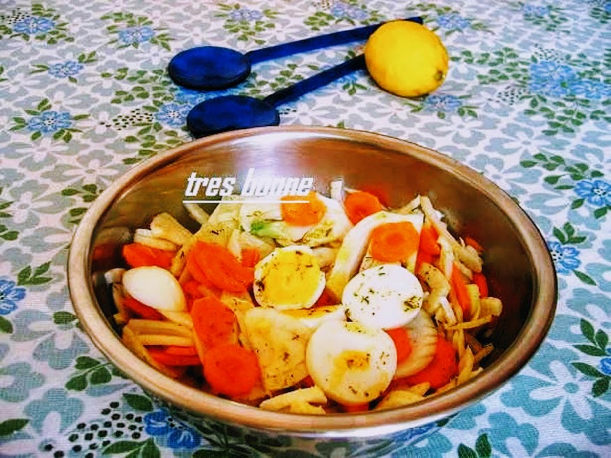 GUARNICIÓN DE HUEVOS, HINOJOS Y ZANAHORIAS