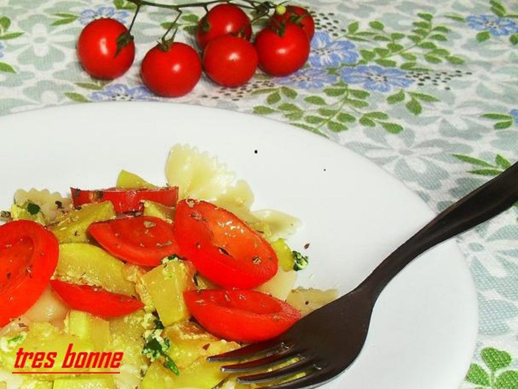 FARFALLE ALLA STRACCIATELLA