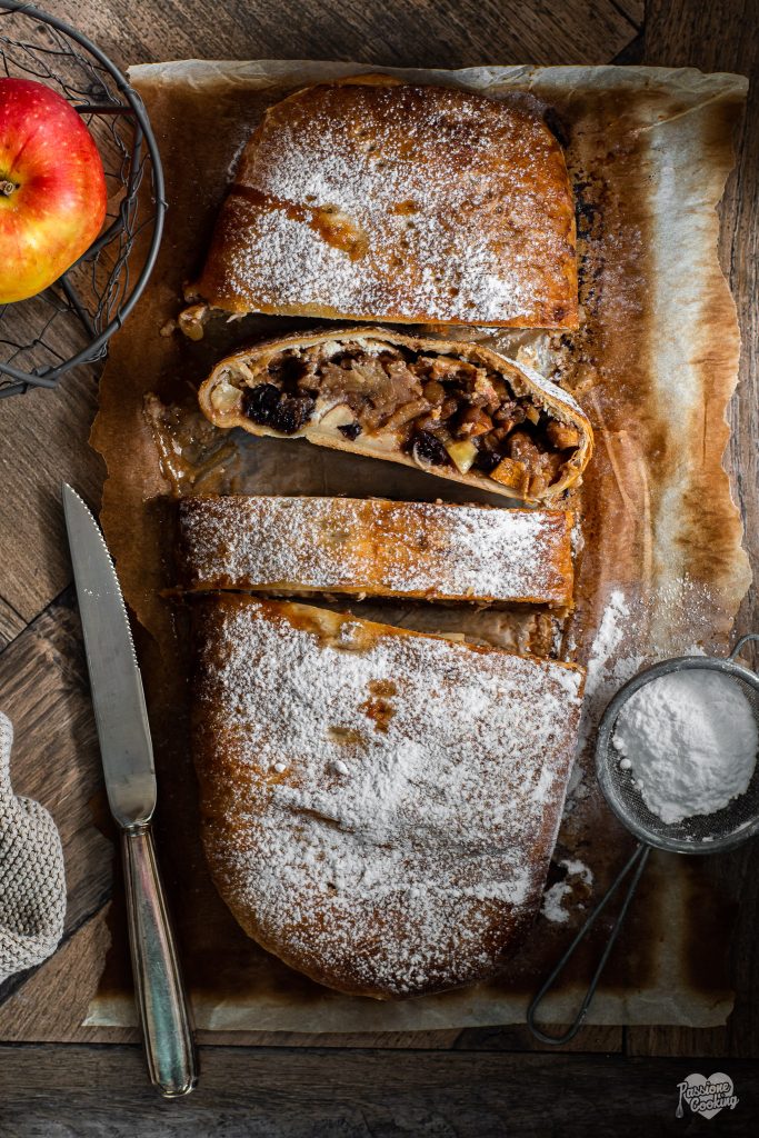 Strudel de manzana con hojaldre