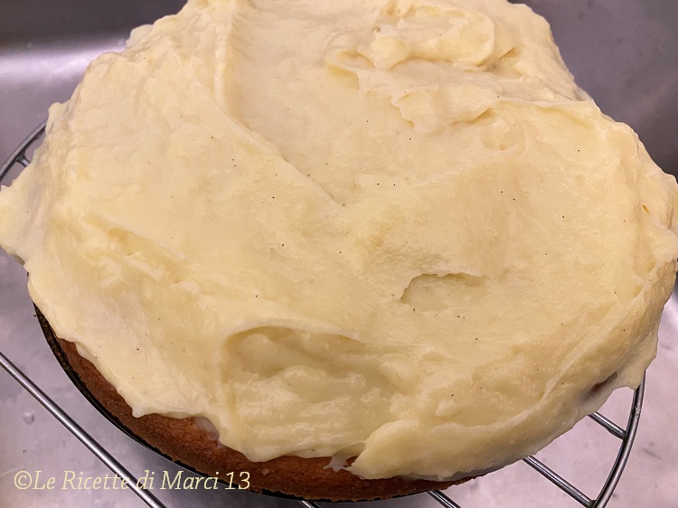 Tarta de Boston con chocolate y crema