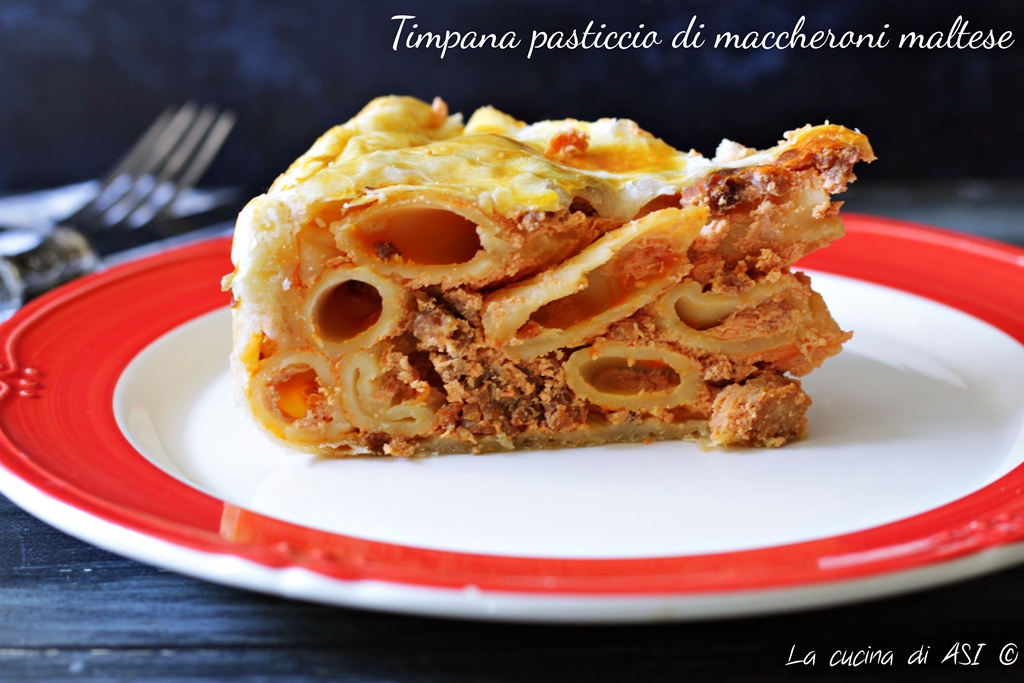 Timpana pastel de macarrones maltés
