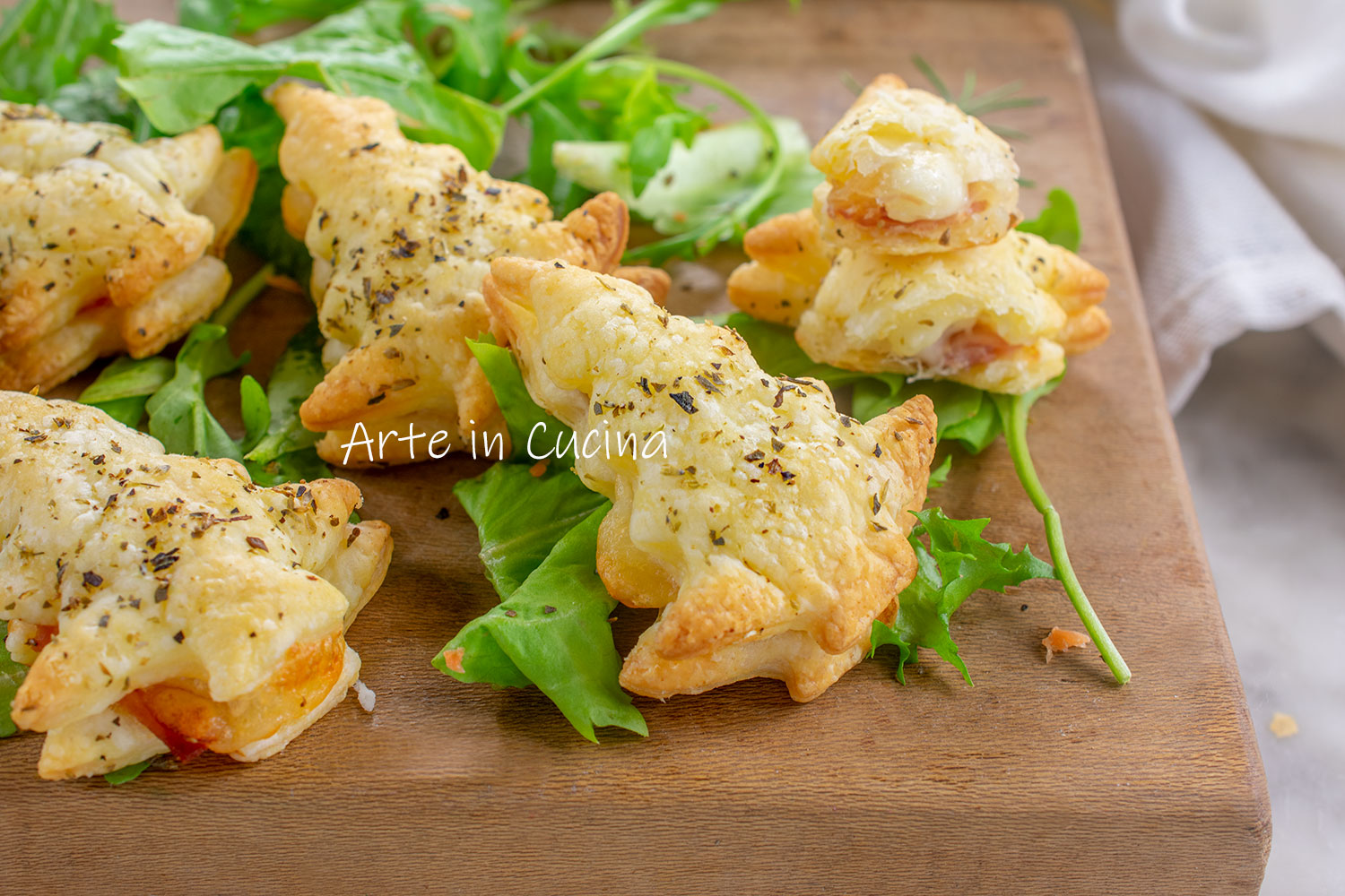 Arbolitos de hojaldre aperitivo rápido