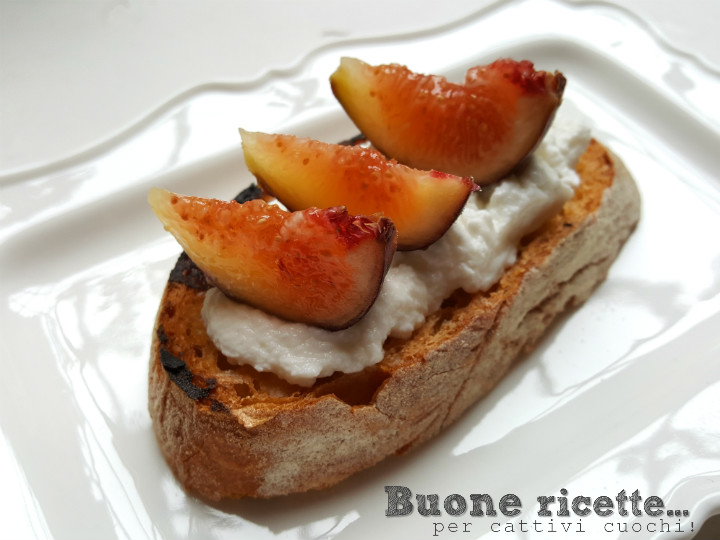 bruschetta higos y ricotta