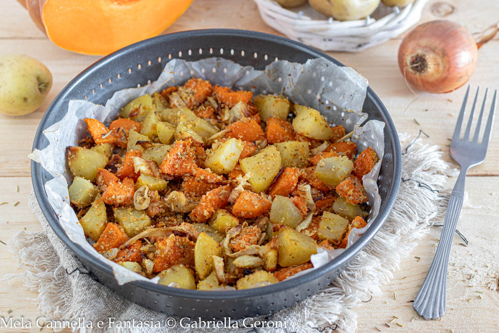 Calabaza y patatas al horno guarnición económica y ligera