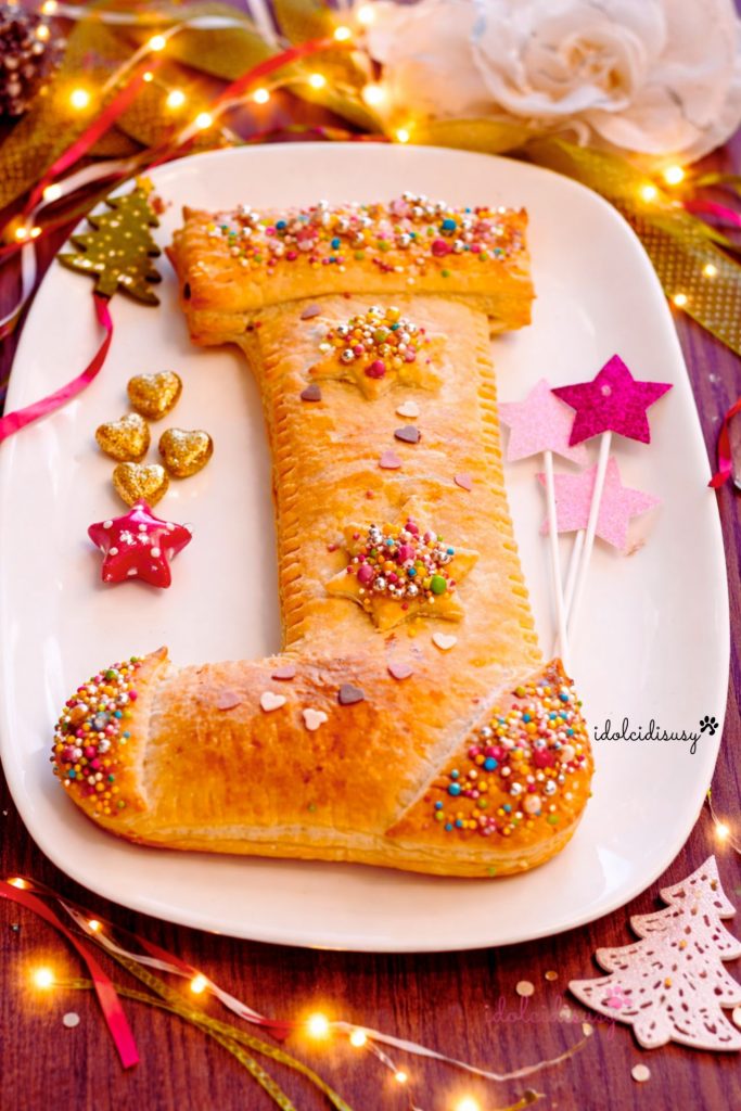 Calcetín de Reyes de hojaldre decorado, dulce fácil para la Epifanía