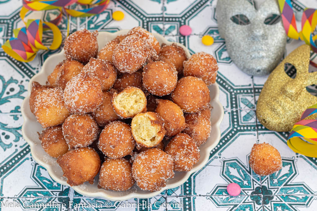 Castagnole con ricotta muy suaves sin mantequilla ni aceite