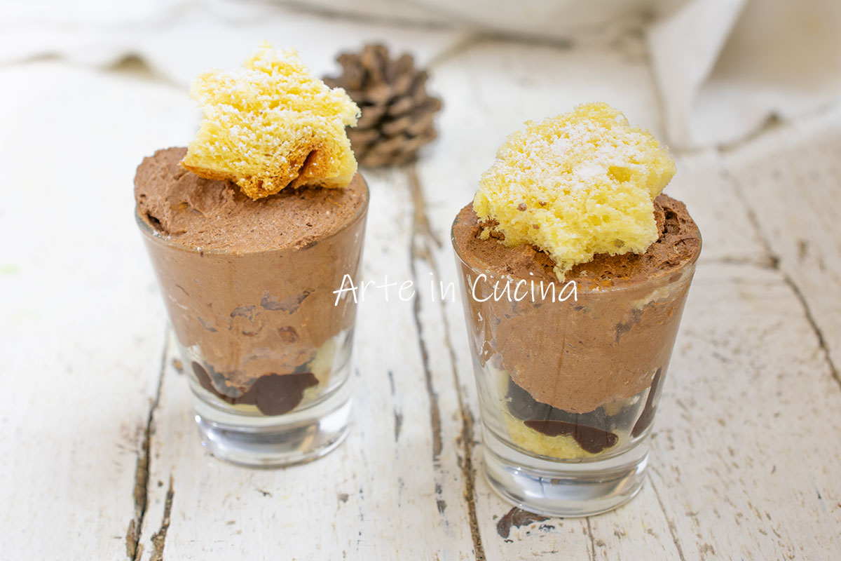 Copitas de pandoro con jengibre