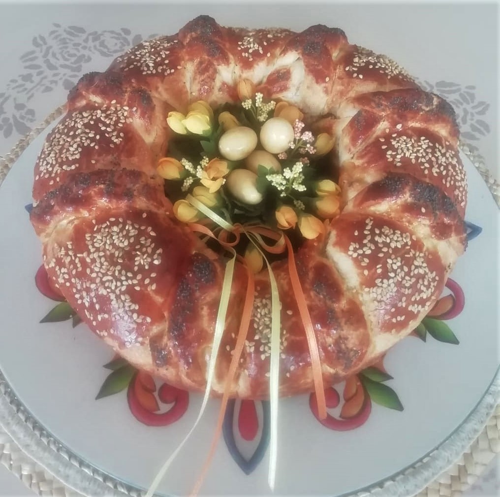 CORONA DE BRIOCHE SALADA rellena