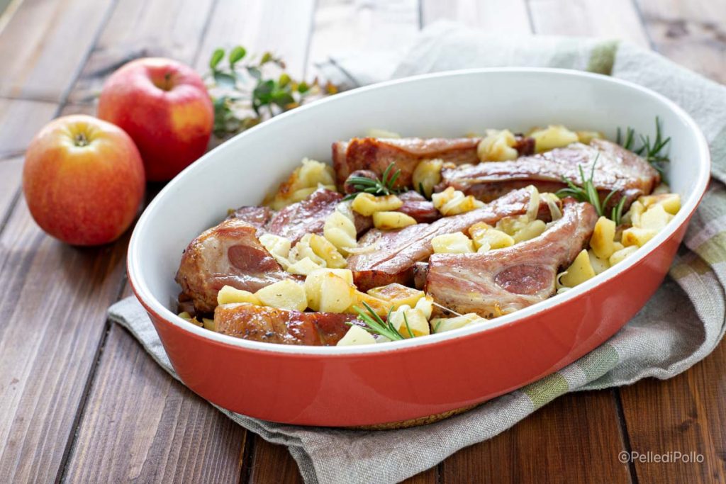 costillas ahumadas con manzanas