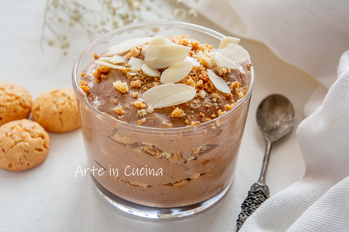 Crema de amaretto y chocolate