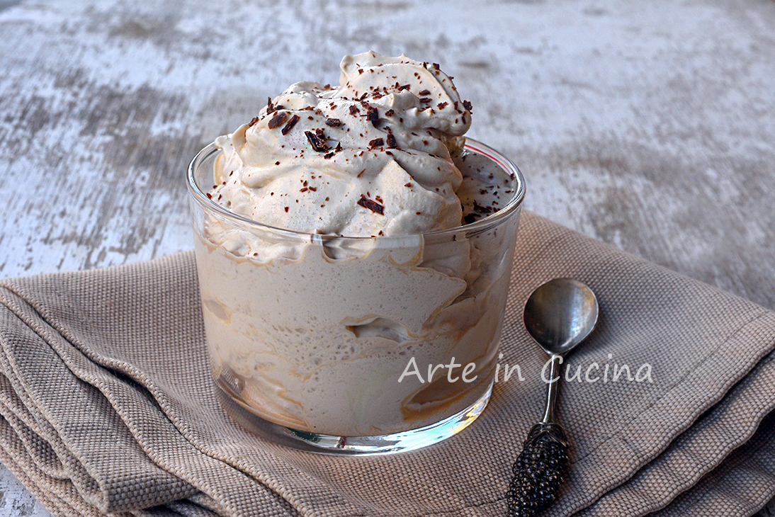 CREMA DE CAFÉ Y CHOCOLATE fría en botella