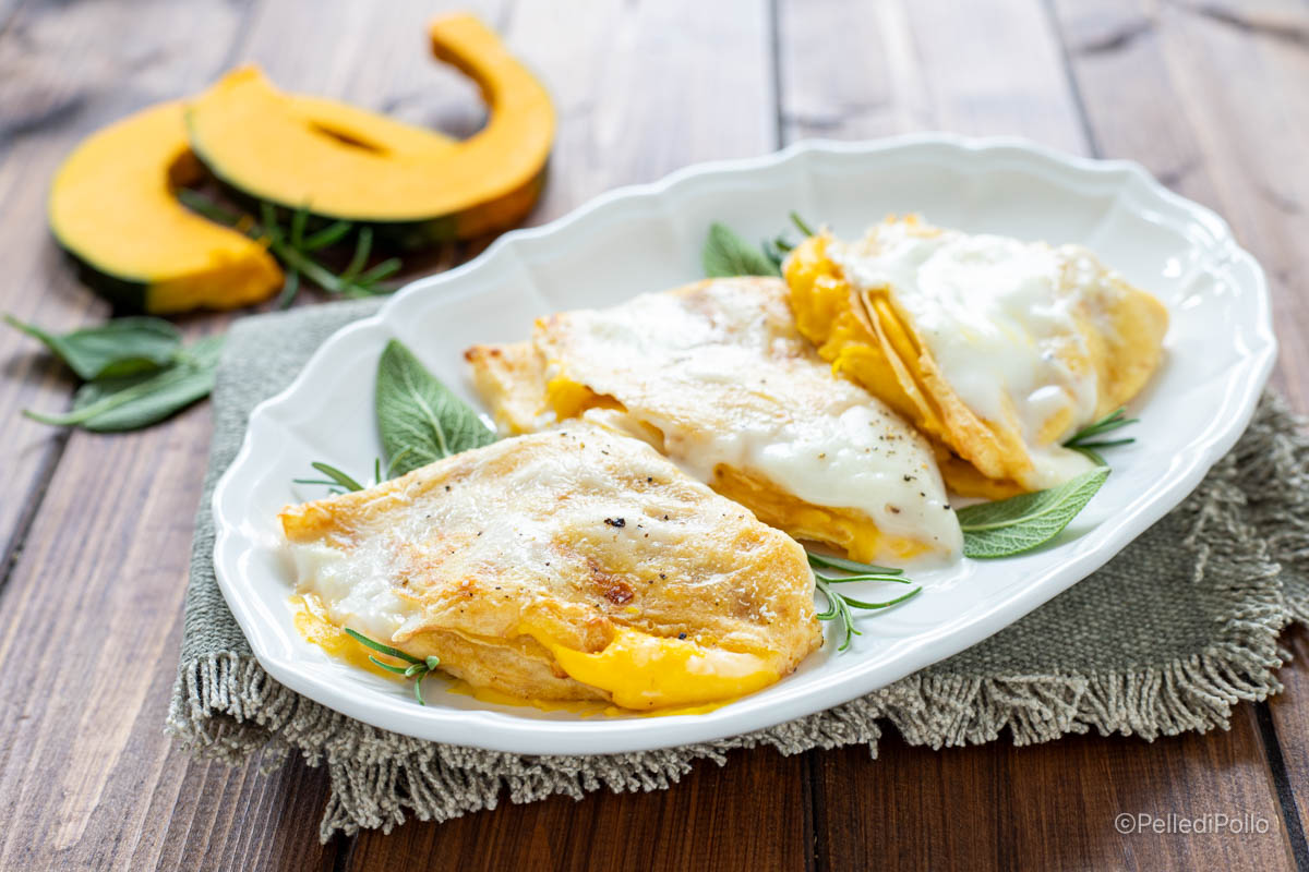 Crepes con calabaza y speck