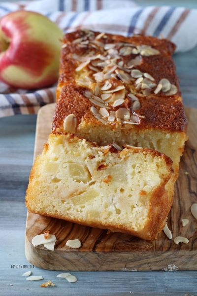 deja enfriar el plumcake, córtalo en rebanadas y sirve