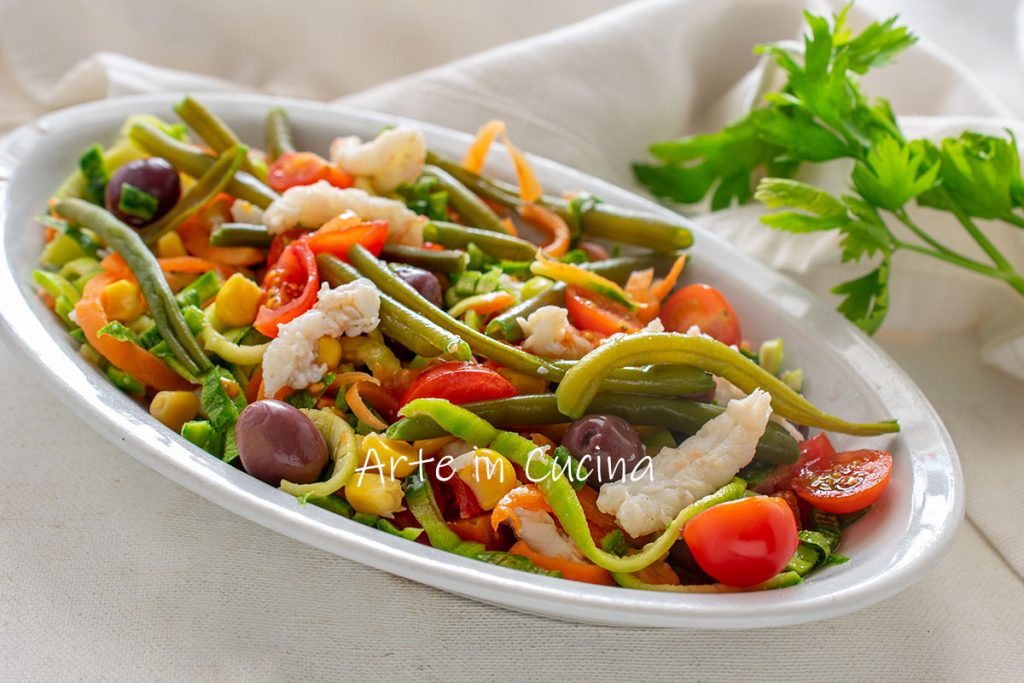 Ensalada con gambas, calabacines y judías verdes