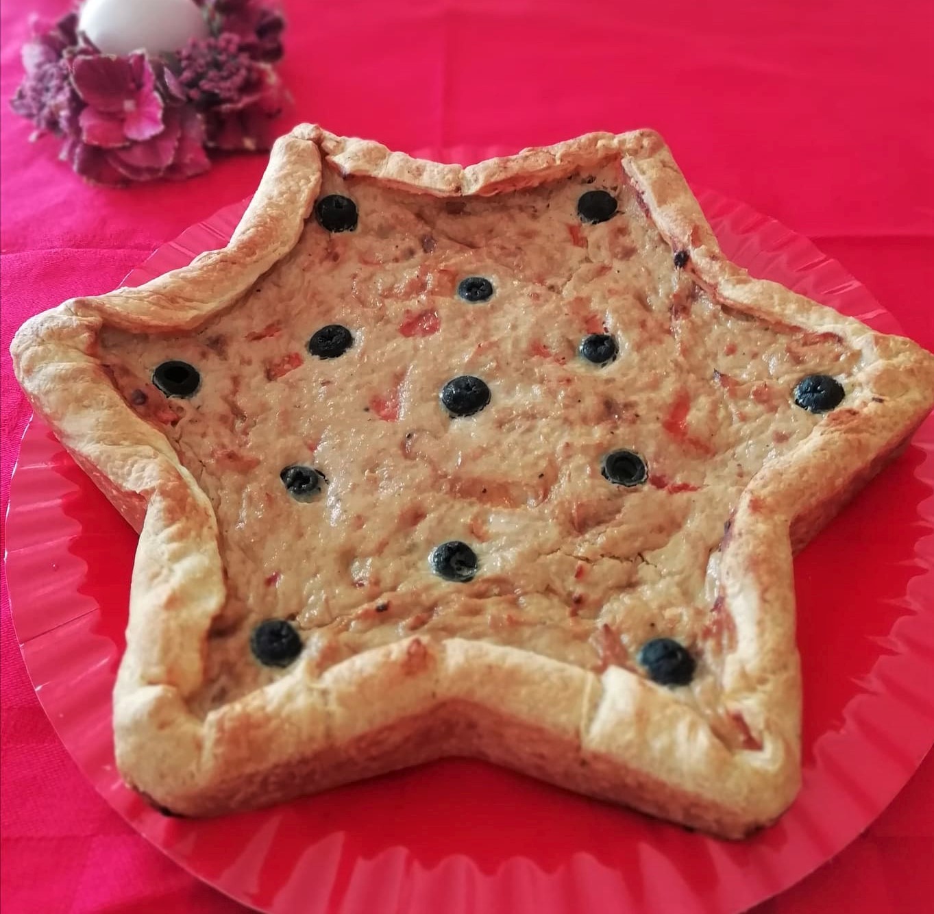 PIZZA RÚSTICA con atún y pimientos