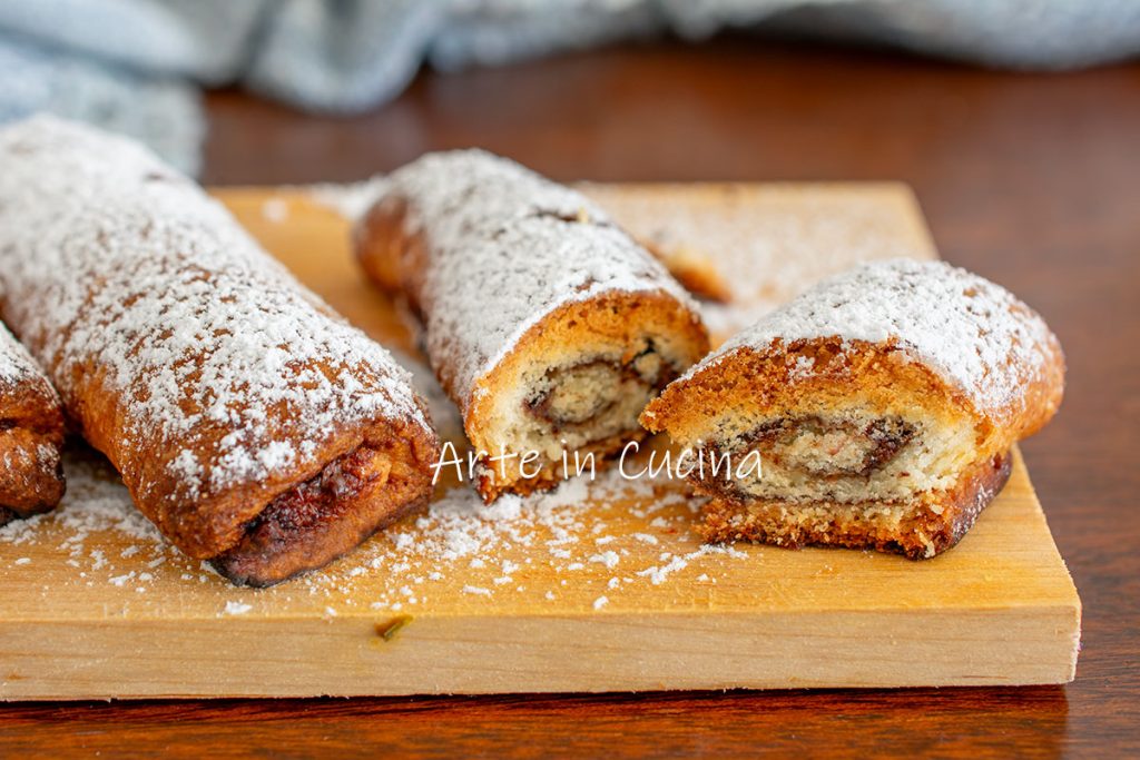 Rollitos de galletas de almendras con Nutella