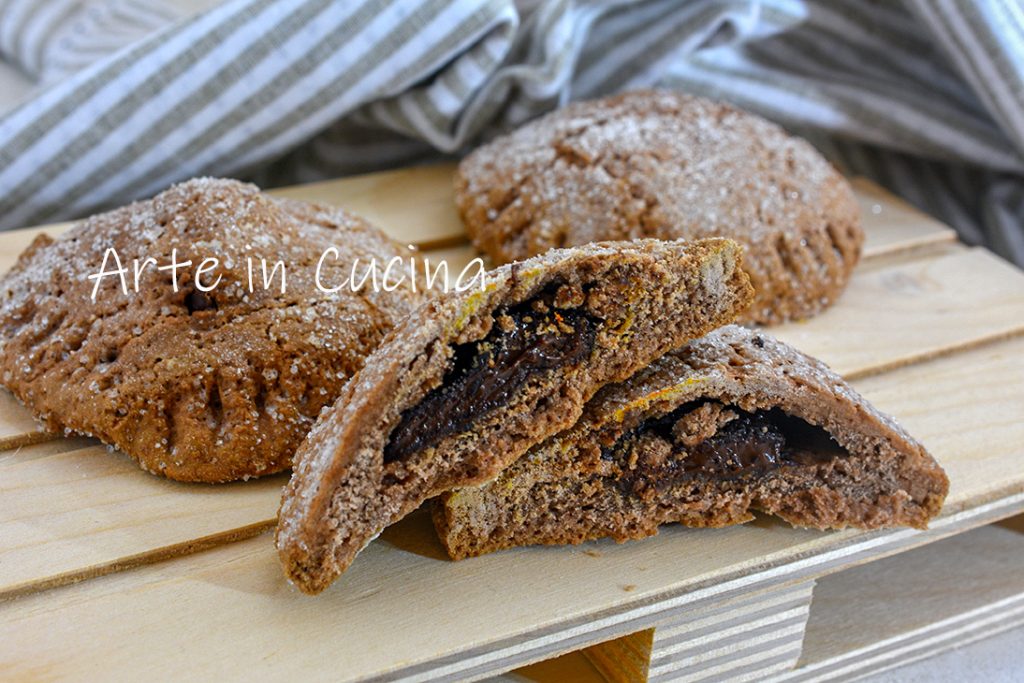 Galletas de cacao rellenas de chocolate