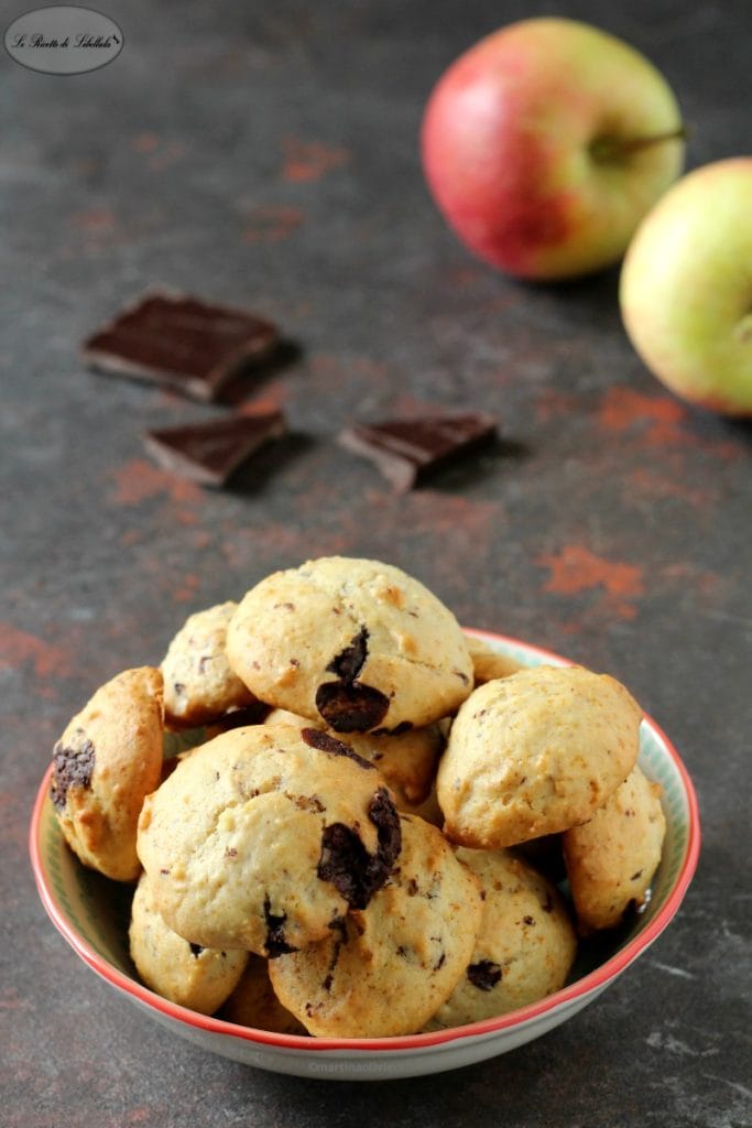 Galletas de manzana y chocolate
