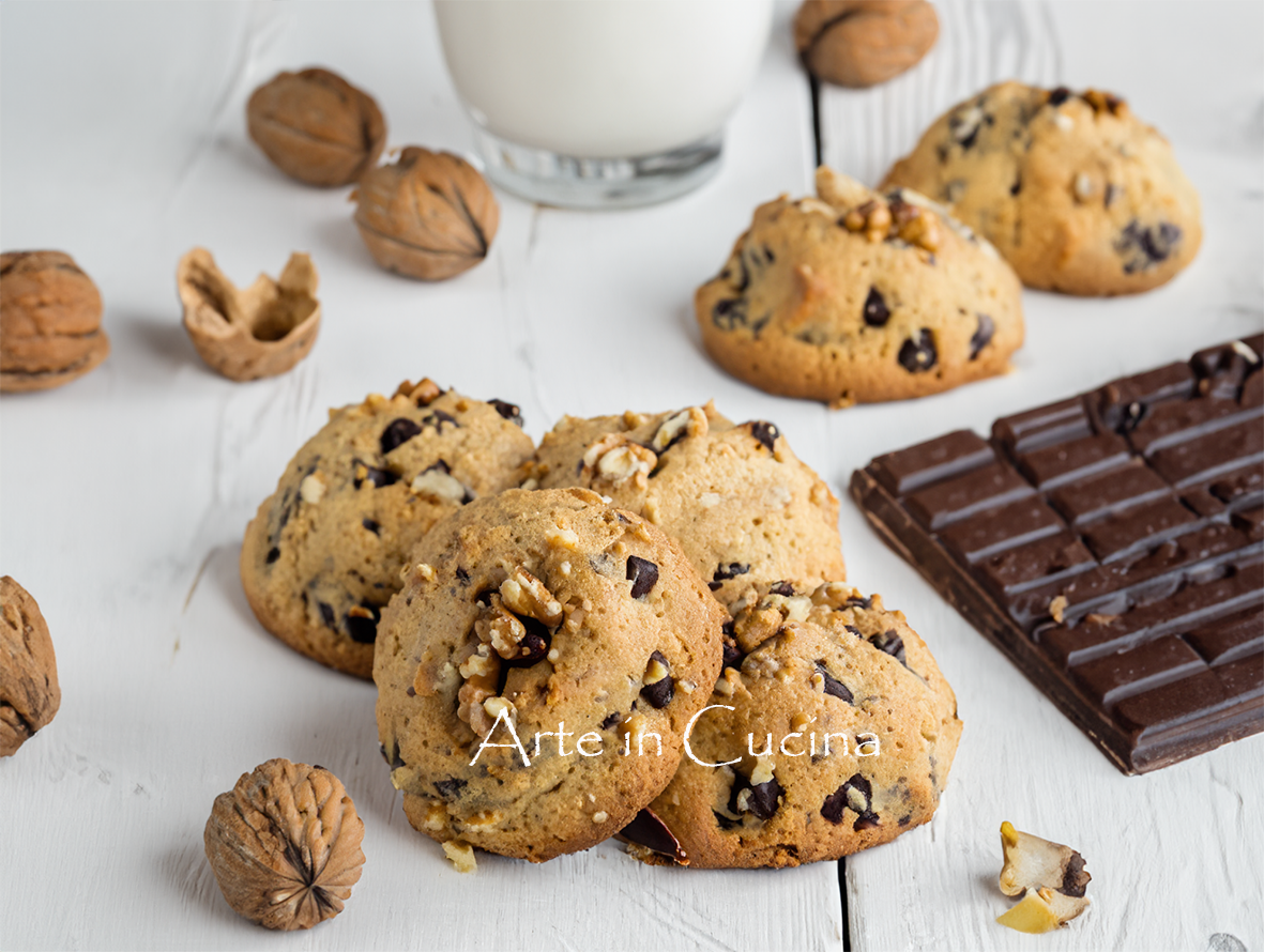 Galletas blandas de nueces y chocolate