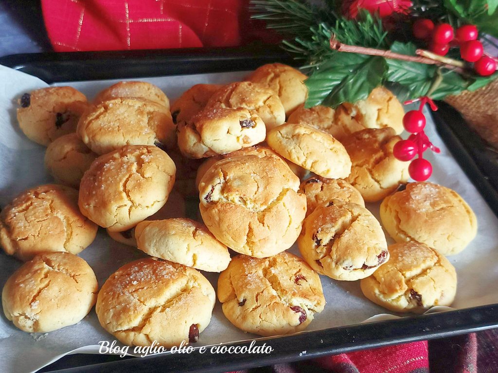 galletas panettone recién horneadas
