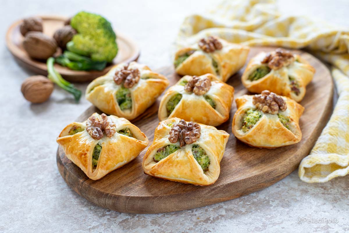 Hojaldres de brócoli, ricotta y nueces