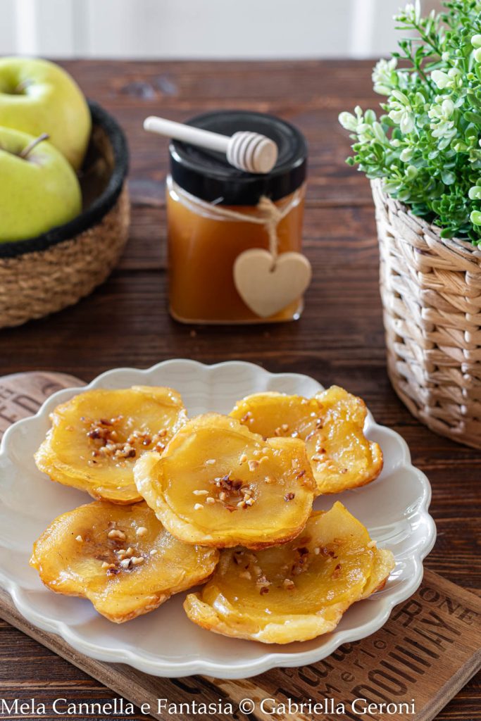 manzanas en hojaldre invertido