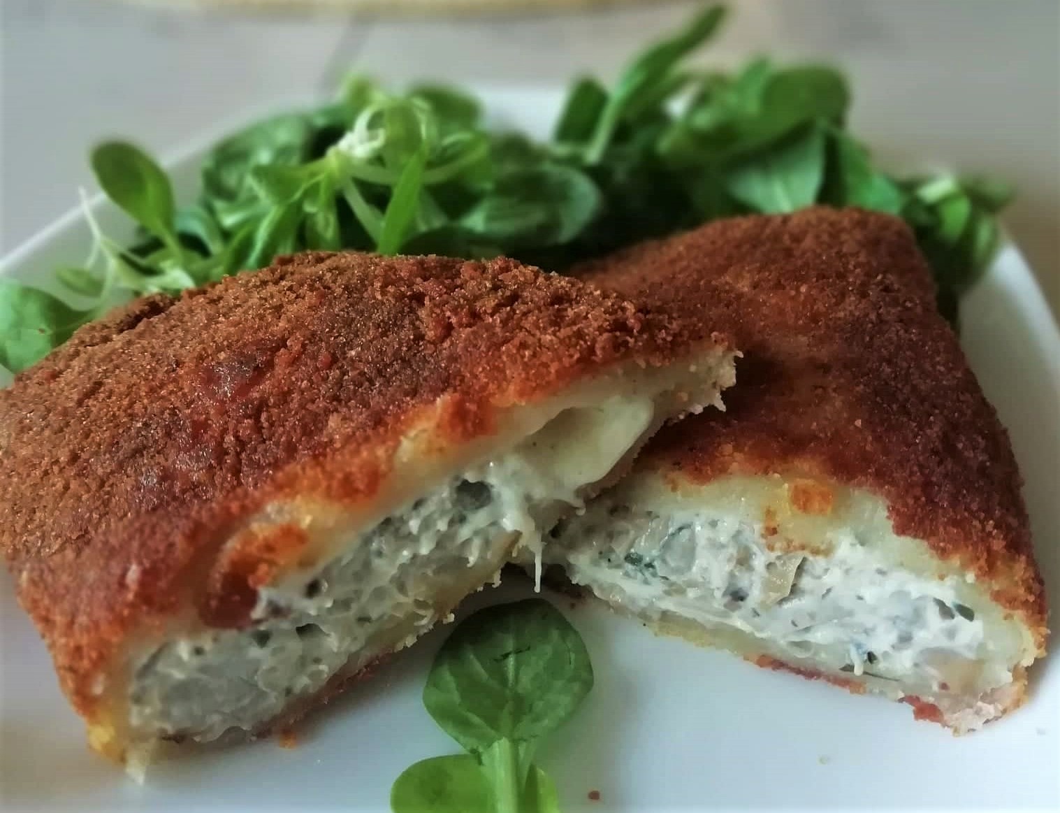 MEDIAS LUNAS con champiñones y ricotta