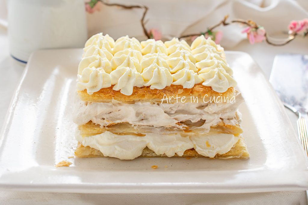 Milhojas tiramisú y café