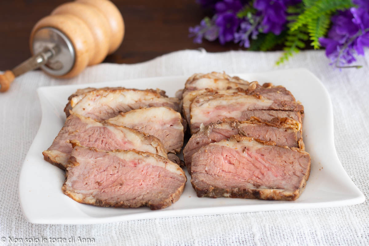 Panceta de ternera asada en sartén