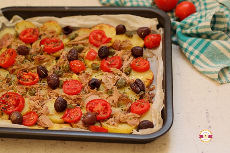 Patatas al horno a la siciliana sabrosas