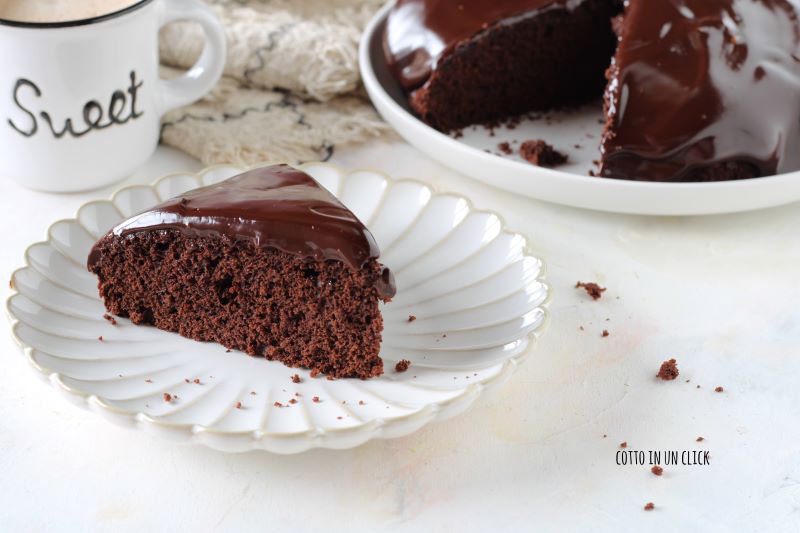 tarta de chocolate sin huevos rapidísima