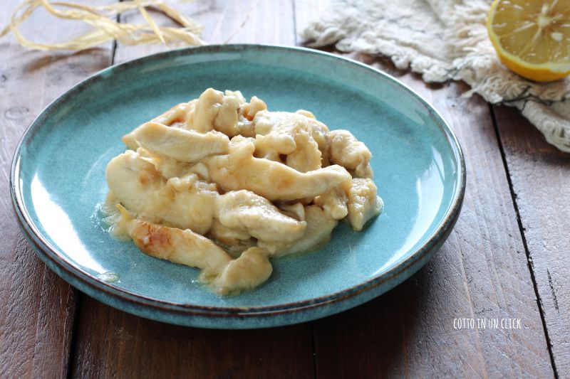 tiras de pollo al limón en olla a presión