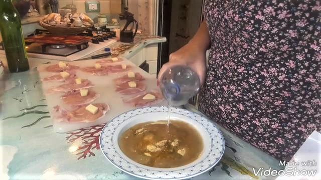 Bocaditos de jamón, pollo y col romanesca