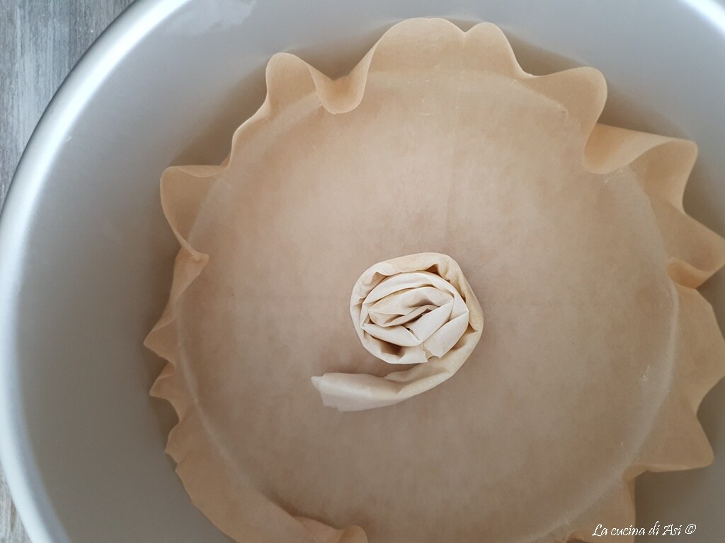 primera espiral de masa filo soufra de arándanos