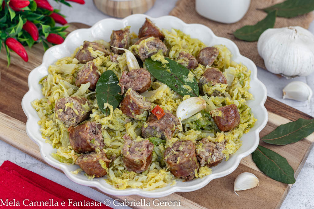 Repollo con salchicha o “fuje strascinite” receta abruzzese