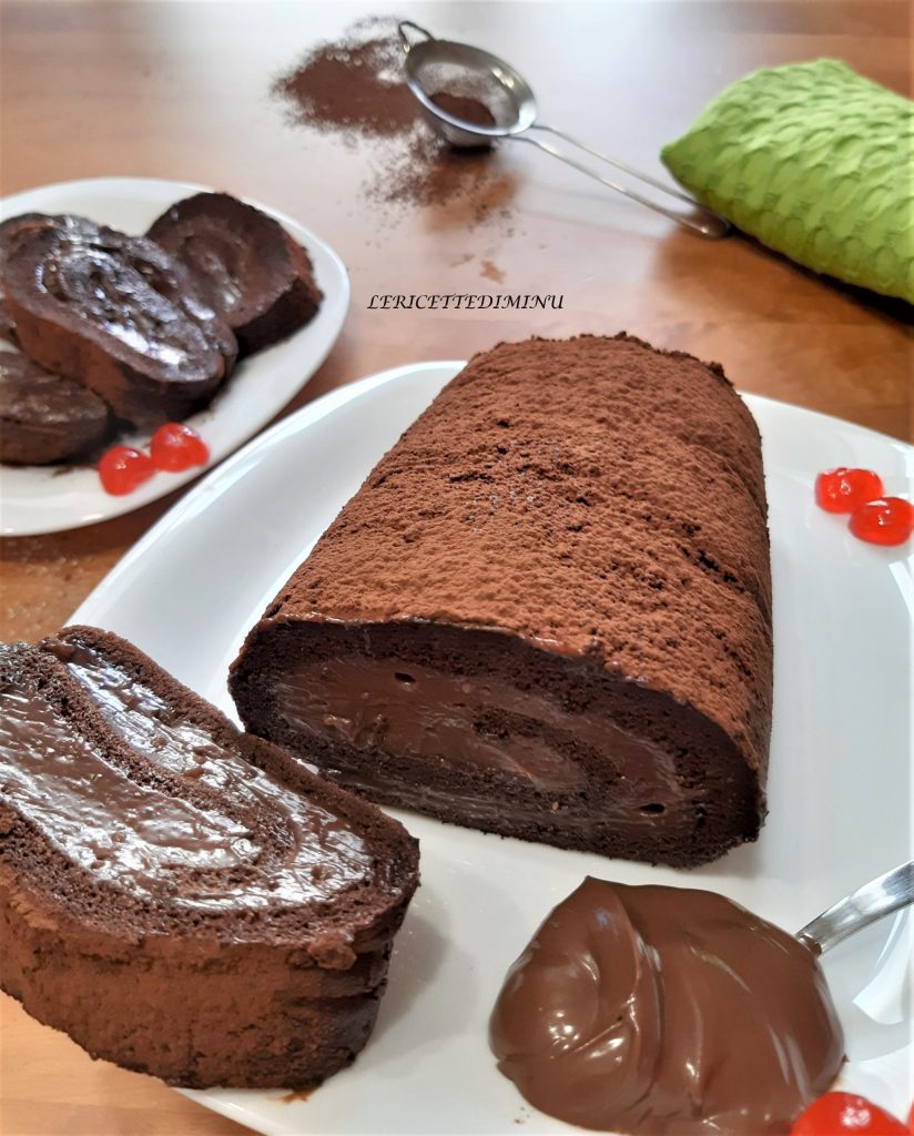 Rollo de cacao con crema de Nutella